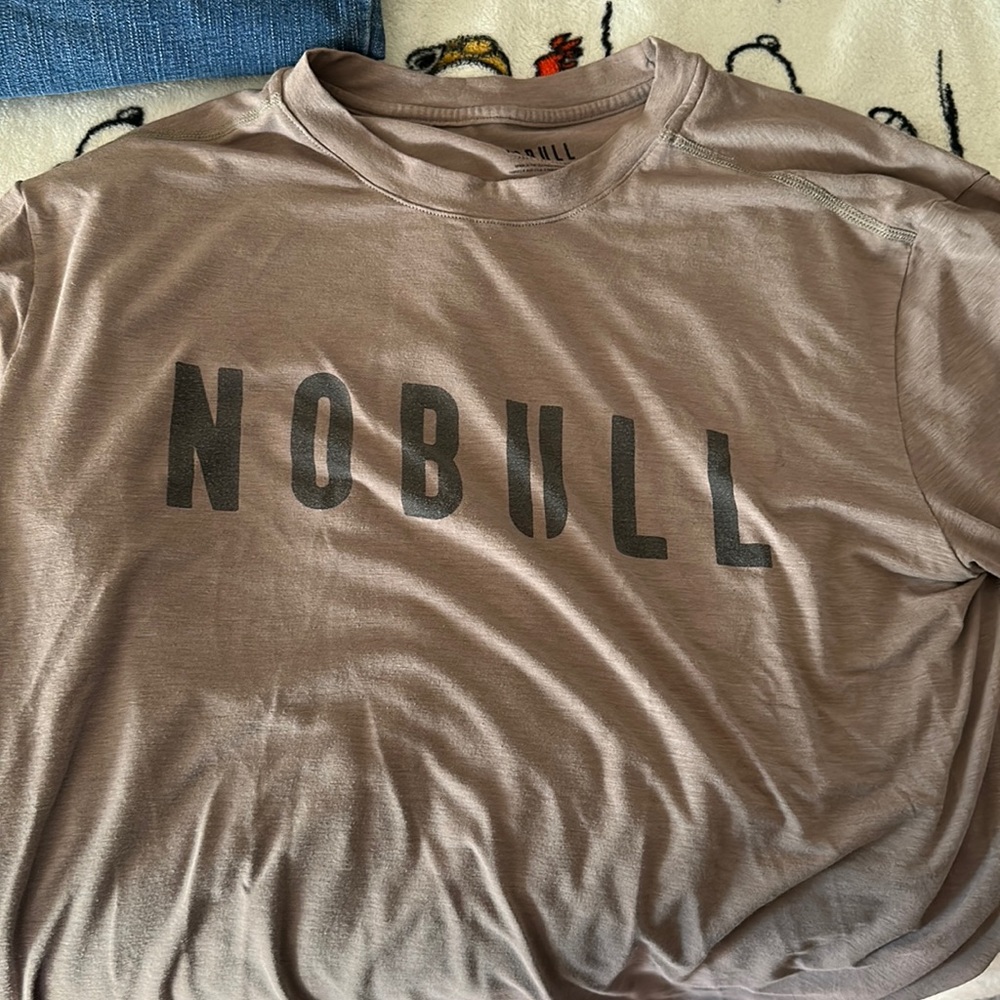 Long sleeve nobull shirt